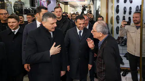 İçişleri Bakanı Çiftçi Konya’da esnaf ve vatandaşlarla buluştu