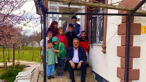 Faruk Özçelik Baba Ocağında