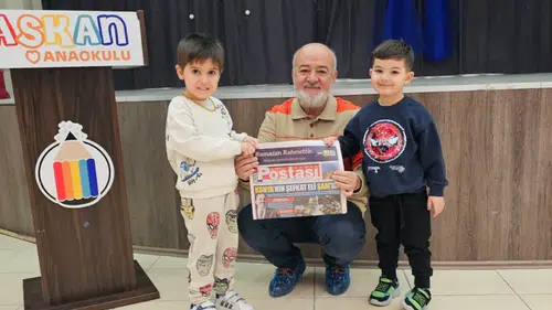 Uğur Özteke’den Minik Öğrencilere Gazete Tanıtımı