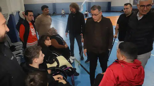 Genç sporcular taleplerini Konya İl Müdürüne anlattı