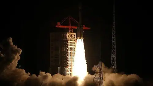 Çin uzaya yeni bir uydu gönderdi