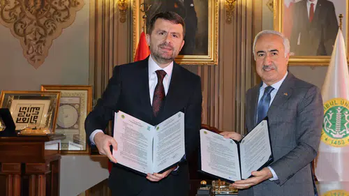 Basın İlan Kurumu ile İstanbul Üniversitesi arasında iş birliği protokolü