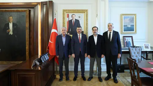 Konya iş dünyası, Bakan Çiftçi’ye hayırlı olsun ziyareti gerçekleştirdi