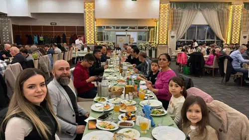 Selçuk Üniversitesi’nde anlamlı iftar: Personel tek yürek oldu