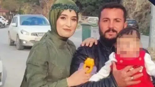 Eşini bıçaklayarak öldürdü