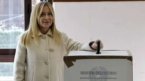 İtalya'da yargı reformu referandumda reddedildi