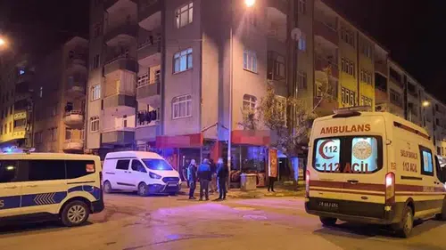 2 kişinin, evde silahla vurulmuş cesetleri bulundu
