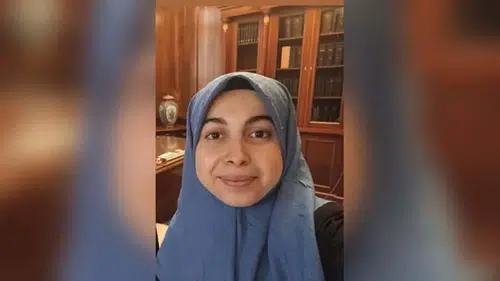 Yol kenarında yürürken otomobilin çarptığı Zehra öldü