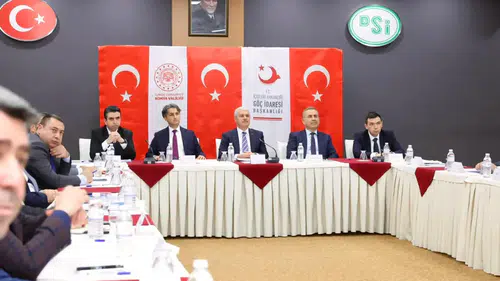 Konya'da düzensiz göçle mücadele masaya yatırıldı