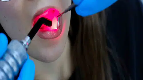 NEÜ'den dev buluş: Lazerle etkin tedavi dönemi