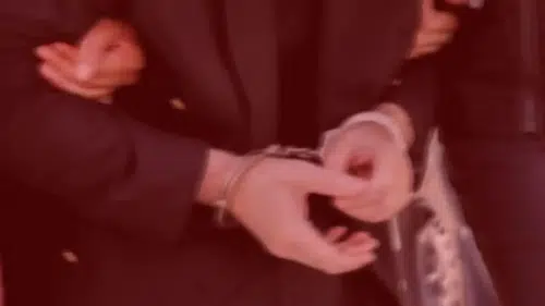 'Tefecilik' ve 'kara para aklama' operasyonu: 20 gözaltı