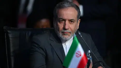 Erakçi: Müzakerelerde ülkenin çıkarlarını güvence altına almalıyız