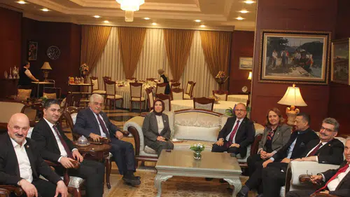 Konya Vekili Erdem Bakü'de temasta!