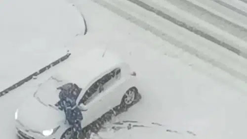 Konya'ya Nisan ayında kar sürprizi: Bölge karlar altında kaldı!