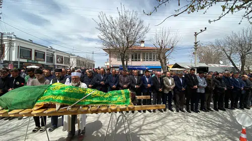 MHP Konya İl Başkanı Karaarslan'ın ablası toprağa verildi!