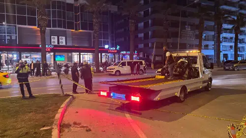 Otomobille çarpışan motosikletin sürücüsü öldü