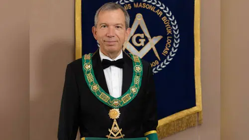 Masonlara kayyum atandı