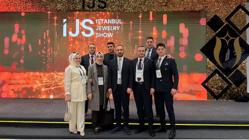 Özboyacı Altın, özel tasarımlarıyla dev fuarda yerini aldı