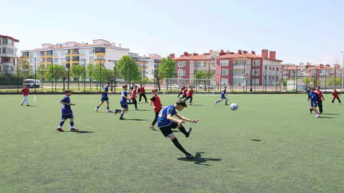 Karatay futbolun merkezi olmaya devam ediyor