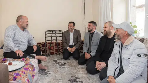 AK Parti Konya İl Başkanı Özgökçen kapı kapı ziyarette!