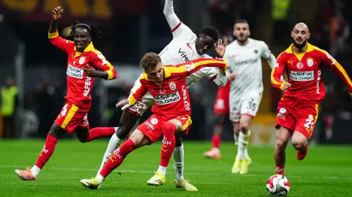 Gençlerbirliği Galatasaray'ı 2-0 mağlup ederek yarı finale yükseldi