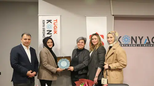 TÜGİK Konya'da, iş dünyasında dijital dönüşümün önemi konuşuldu!