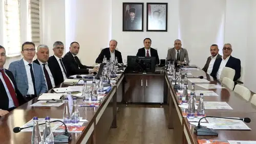 Konya ilçesinde ulaşım hamlesi: Projeler görüşüldü!