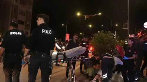 Galatasaray taraftarı bıçaklı saldırıda yaralandı