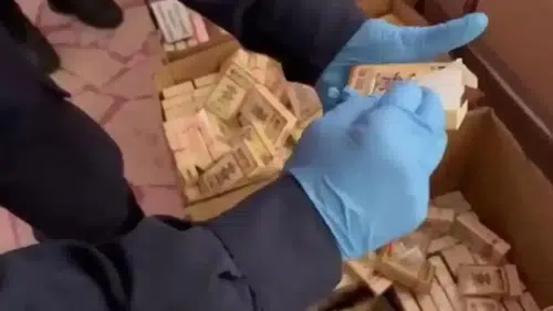 Kaçak tütün operasyonu; 3 gözaltı