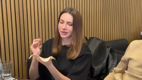 Dünyaca ünlü isim Otilia soluğu Konya'da o mekanda aldı!