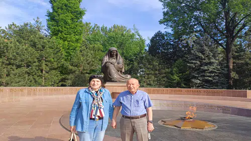 DEMİRHAN ÇİFTİ ÖZBEKİSTAN TAŞKENT’TE