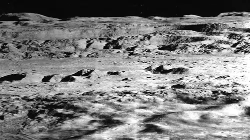 Çin, Ay'da iki yeni mineral keşfetti