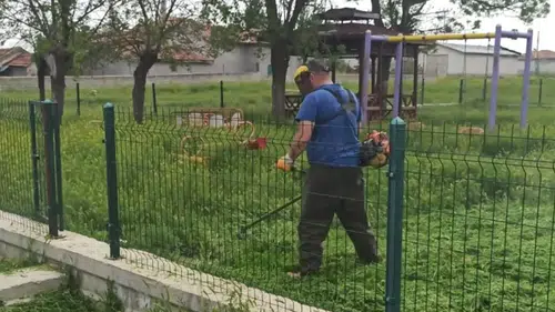 Konya'da ilçenin dört bir yanında temizlik ve peyzaj seferberliği