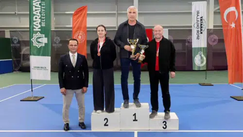 Karatay Kapalı Tenis Kortu’nda final heyecanı!