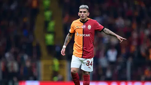 Galatasaraylı futbolcu Torreira’ya AVM’de yumruklu saldırı