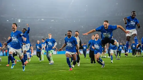 Schalke 04, Bundesliga'ya yükseldi