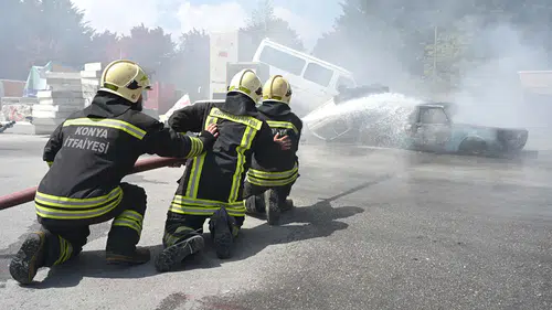 Gönüllü İtfaiyecilik Projesi’ne gençlerden büyük ilgi
