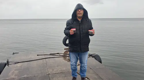 Lütfi Şahin, Beyşehir gölünde bulunan mikroskobik canlıları araştırmaya başladı