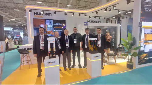 Başkan Büyükeğen, SAHA 2026’yı ziyaret etti