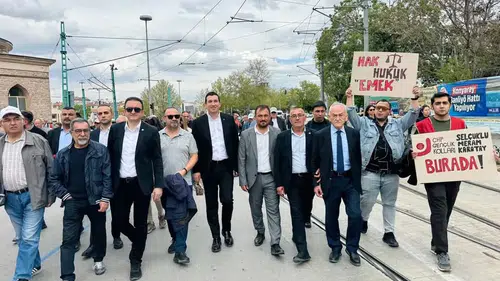 Konya’da 1 Mayıs coşkusu! Milletvekili Bektaş yürüyüşte yerini aldı