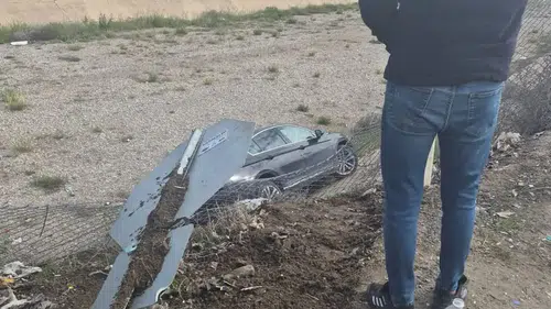 Çumra’da otomobil kanala uçtu!