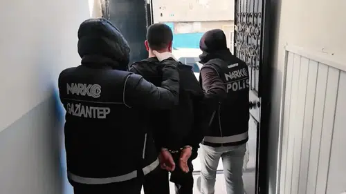 7 ildeki suç örgütü ve uyuşturucu operasyonunda 21 zanlı yakalandı