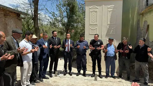 Konya'ya manevi yatırım: Minare hızla yükseliyor!