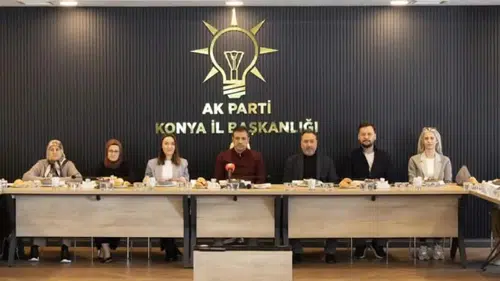AK Parti Konya’dan anlamlı Anneler Günü programı: Şehit anneleri unutulmadı