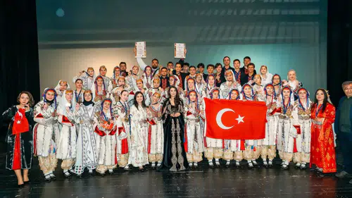 Selçuklu Belediyesi Güzel Sanatlar Lisesi İspanya’da gönülleri fethetti