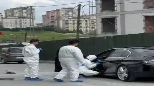 Araç içerisinde silahla vurulmuş halde bulundu