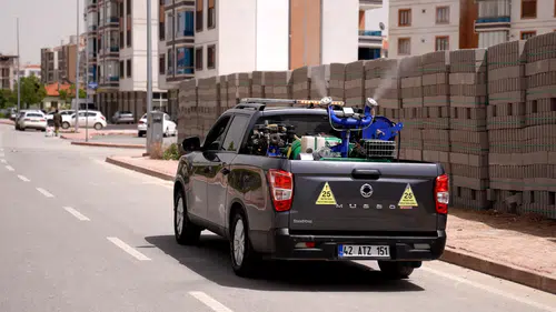 Karatay Belediyesi’nden Kurban Bayramı öncesi ilaçlama mesaisi