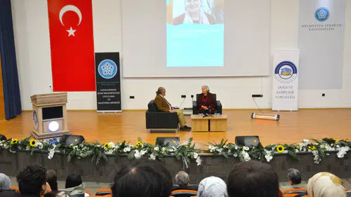 NEÜ’de Hz. Mevlânâ’nın mirası konuşuldu