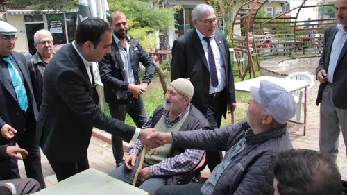 CHP’li Türktaş Kadınhanı’nda esnafı dinledi!