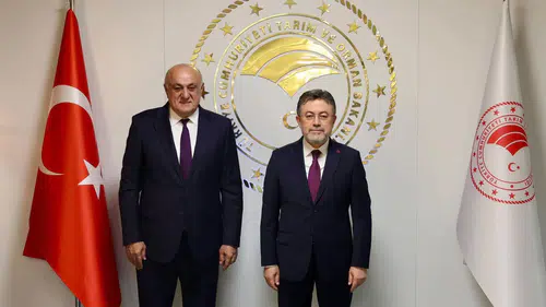 Konya'nın tarım gündemi Bakan Yumaklı'nın masasında! Erkoyuncu'dan kritik ziyaret!